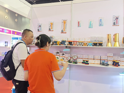 Introduce the product to the customer